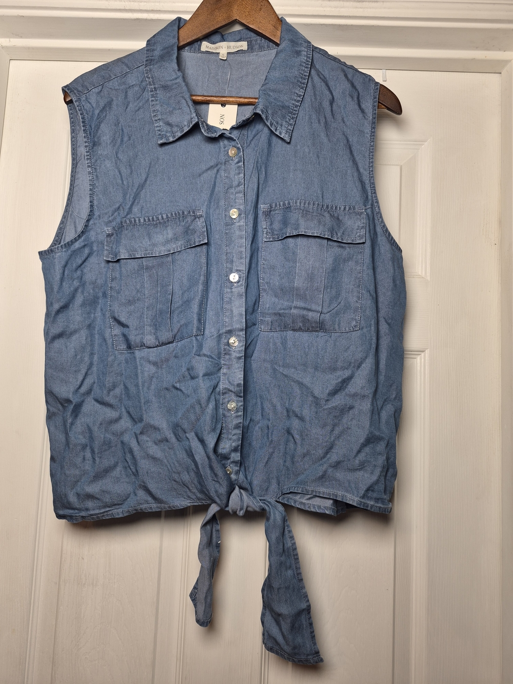 Madison + Hudson Sleeveless Tie-Front Denim Style Top - Light Blue XL